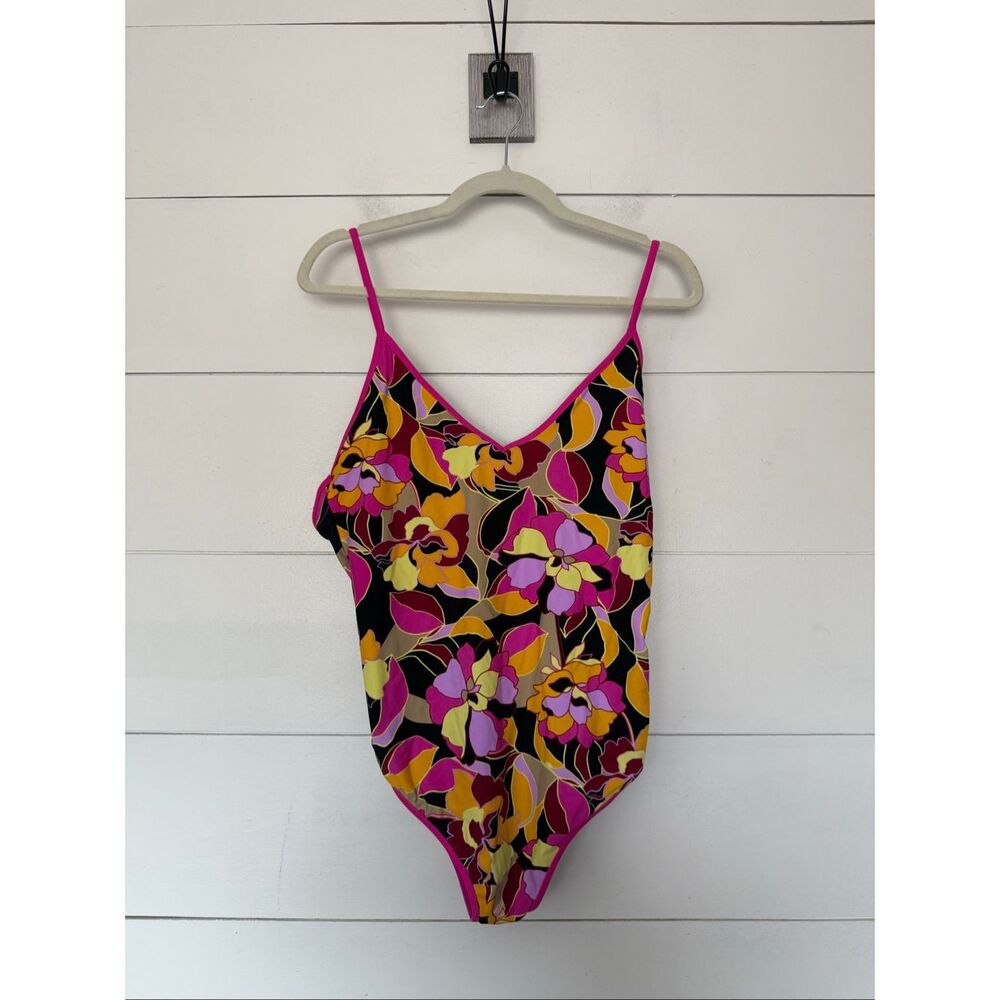 Endless Waves Women’s XL Pink Patterned One Piece Swim New